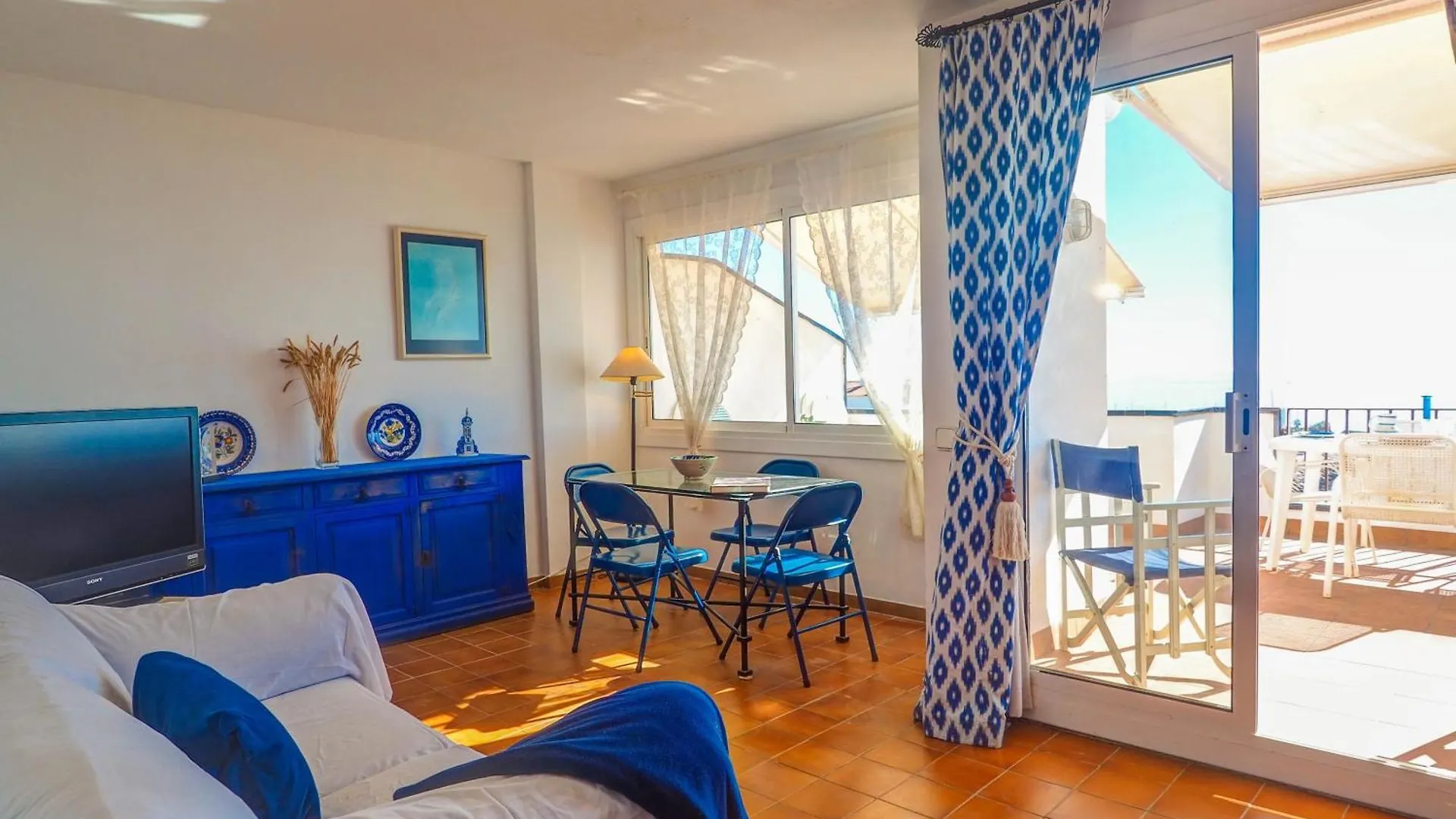Amazing Seaview Apartment By Hello Homes Sitges