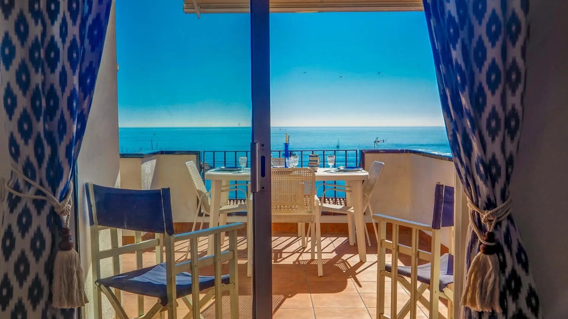 Amazing Seaview Apartment By Hello Homes Sitges Spain